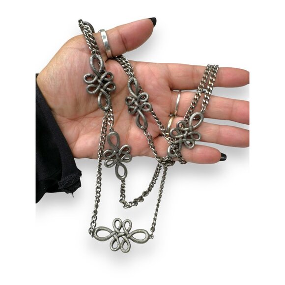 Ben-Amun Silver Tone Long Chain Necklace With Loop Flower Accents - Picture 8 of 8